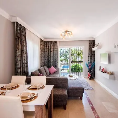 Merkez'de Huzurlu Ve Sakin Tatil Evi בית נופש