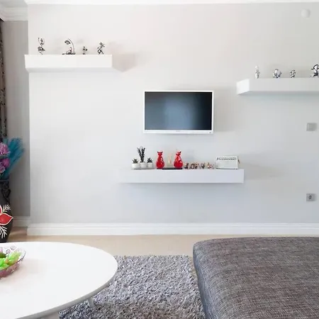 Merkez'de Huzurlu Ve Sakin Tatil Evi * בודרום