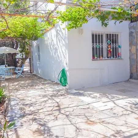 度假居 Merkez'de Huzurlu Ve Sakin Tatil Evi